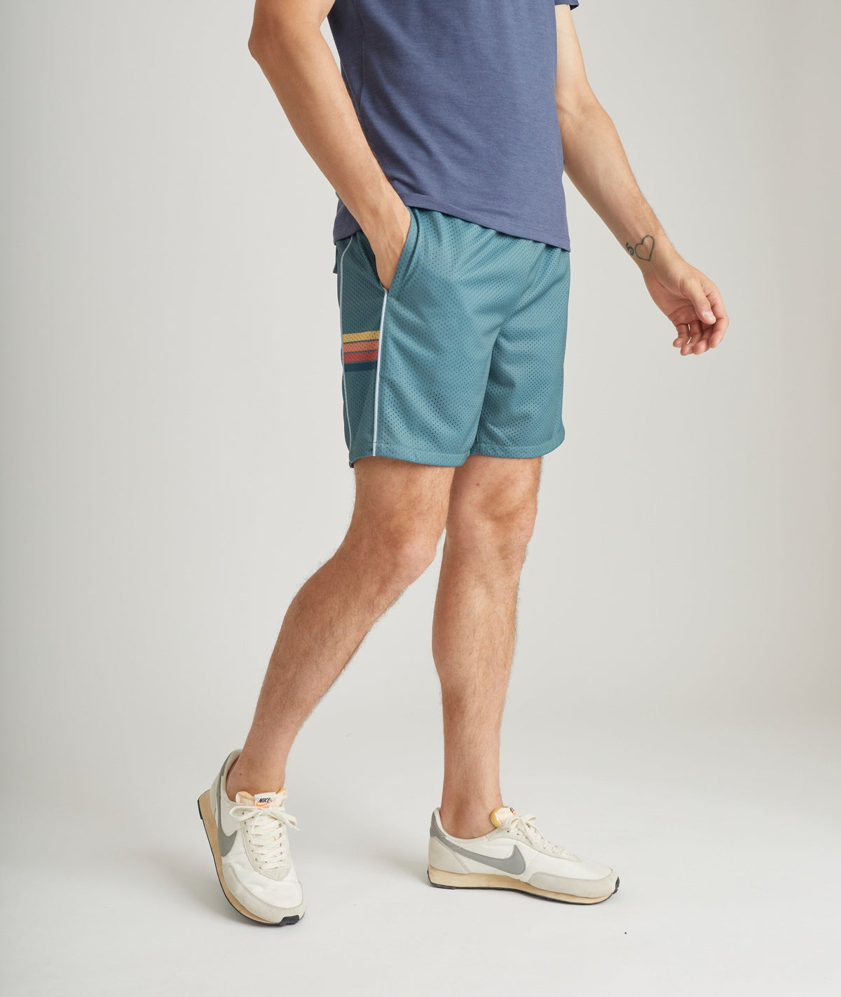 6" Mesh Short